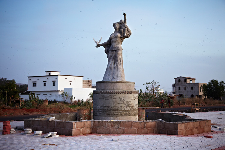 Paix et justice / Peace and justice, Avenue des Armées, Sotuba, Bamako, 2011